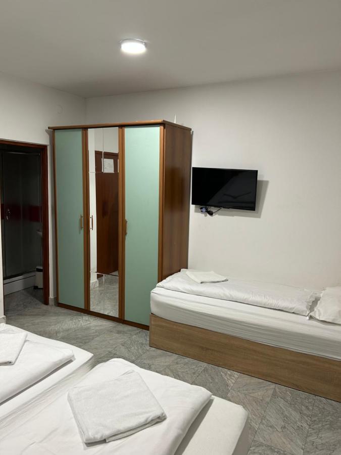 Sobe Zimmer Frei Pozega Eksteriør billede